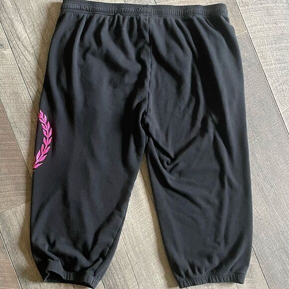 Victoria’s Secret PINK, Black, Cropped Joggers. Size Small. - Picture 2 of 4